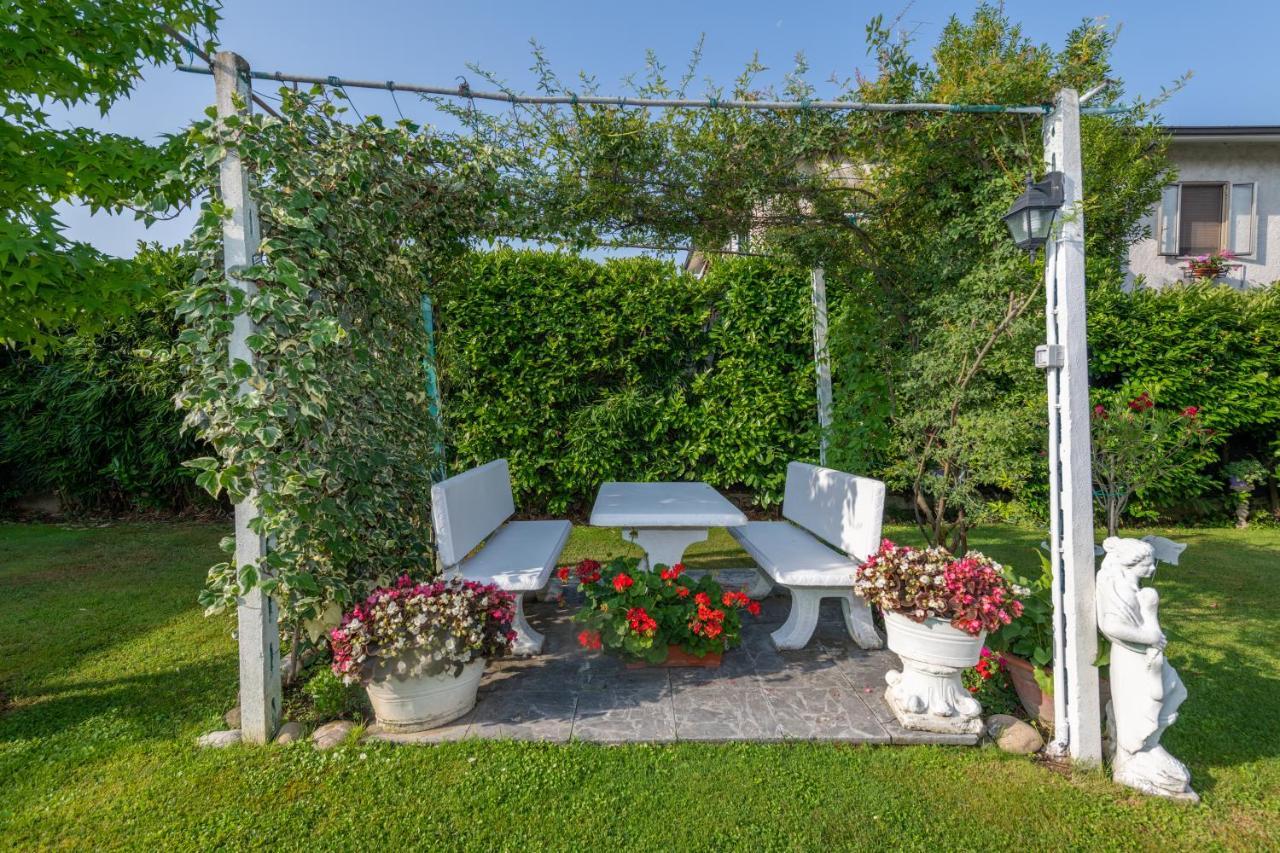 Casacobelli Villa Monzambano Eksteriør bilde