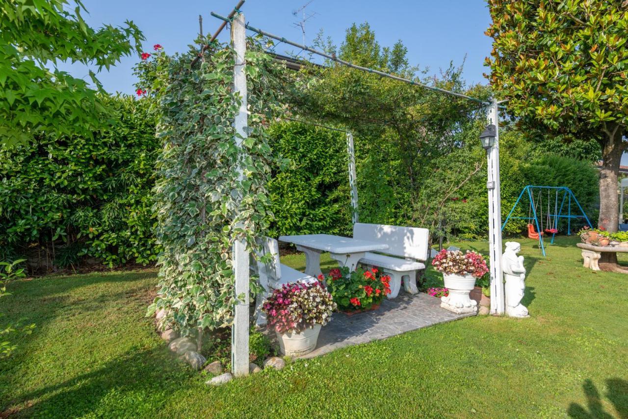 Casacobelli Villa Monzambano Eksteriør bilde