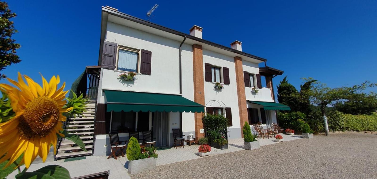 Casacobelli Villa Monzambano Eksteriør bilde