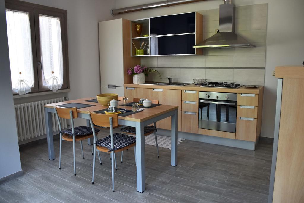 Casacobelli Villa Monzambano Eksteriør bilde